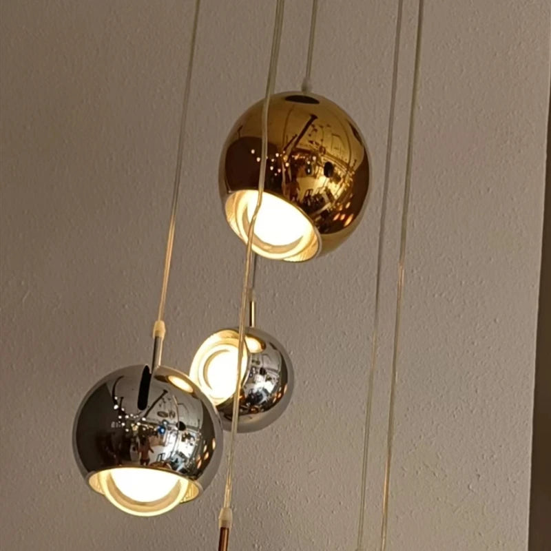 Suspension design LED rotative en métal chromé doré idéale pour bar restaurant café