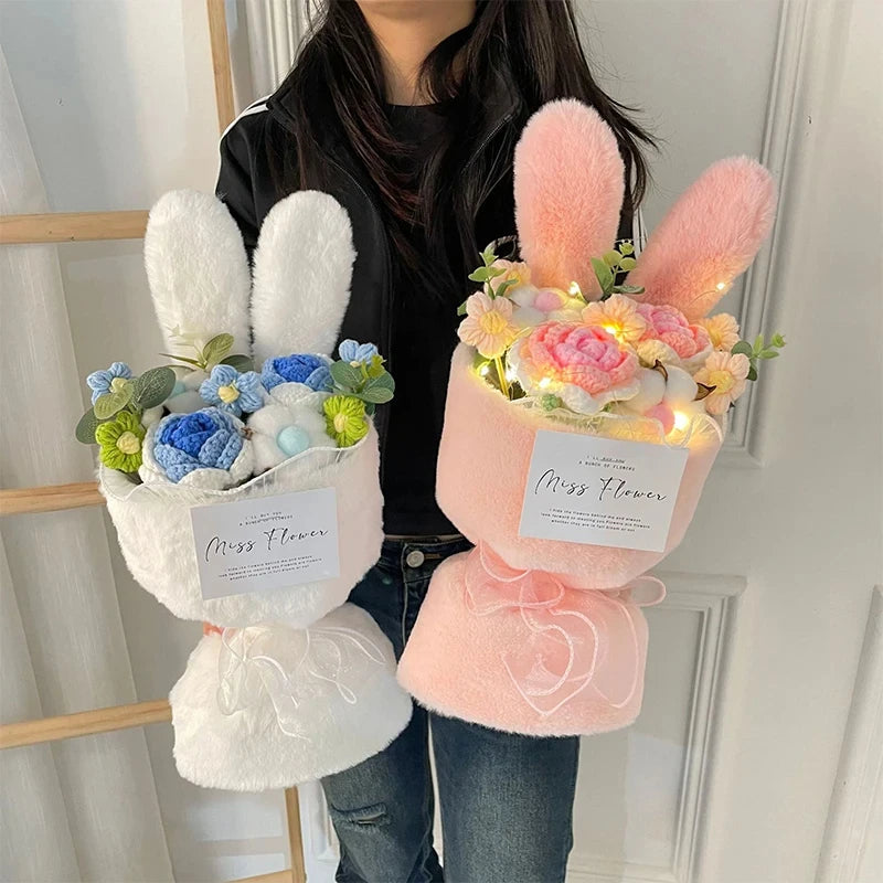 bouquet de roses tricotées cadeau de saint-valentin et noël en dessin animé - vue 3 sur 9
