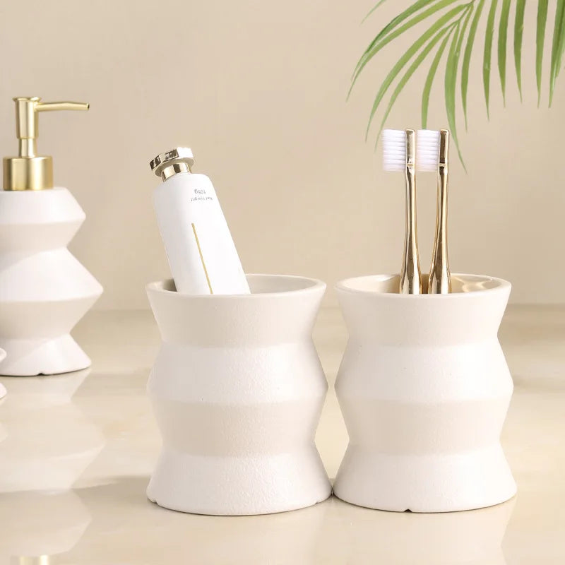 lot de 4 bouteilles en céramique pour salle de bain - vue 4 sur 7