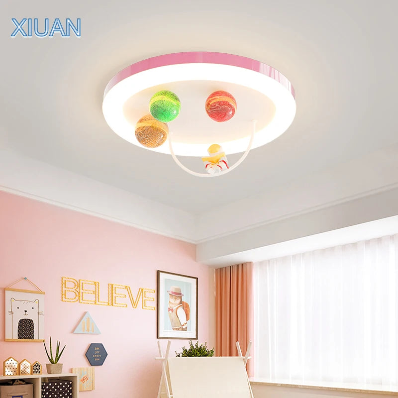 Creative Colorful Glass Ceiling Chandelier Light Planet Astronaut Ceiling Lamps Pink Blue Chrome 220V Children's Bedroom Lamps - vue 5 sur 9