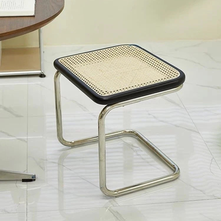 tabouret bas en rotin ancien style japonais pour salon ou entrée - vue 3 sur 11