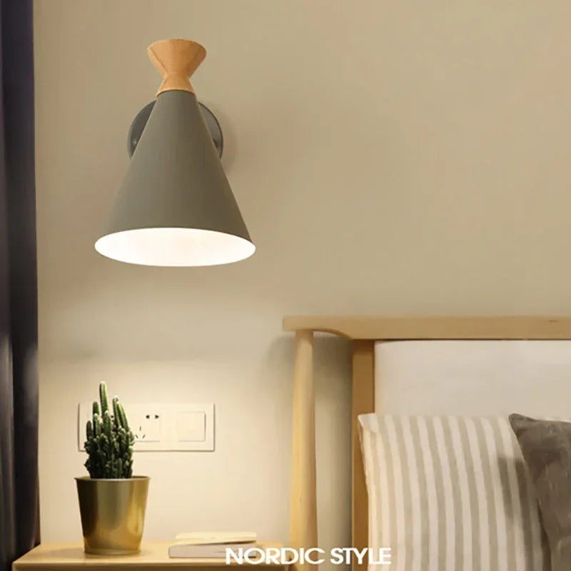 applique murale LED en bois massif style moderne et créatif - vue 4 sur 9