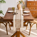 Chemin de table macramé bohème kaki à pompons
