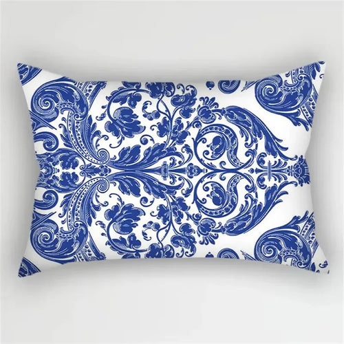 taie d'oreiller rectangulaire fleurs et feuilles bleues décoratives