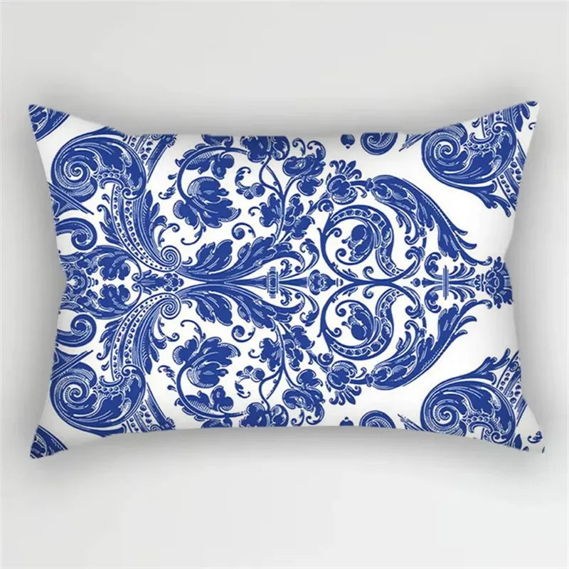 taie d'oreiller rectangulaire fleurs et feuilles bleues décoratives