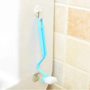 brosse de toilette incurvée à fixation murale avec poils souples
