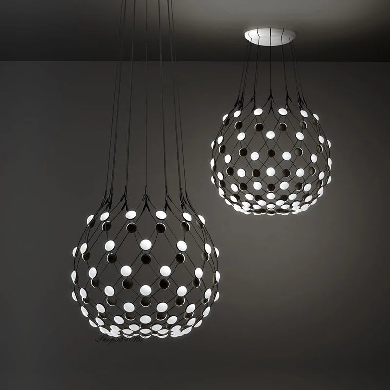 Postmoderne Créatif Noir Et Blanc Pièces D'échecs Suspension Lumière Grille Lustre Suspension Pour Salle à manger Salon Lumière Lampe À Led - vue 5 sur 9
