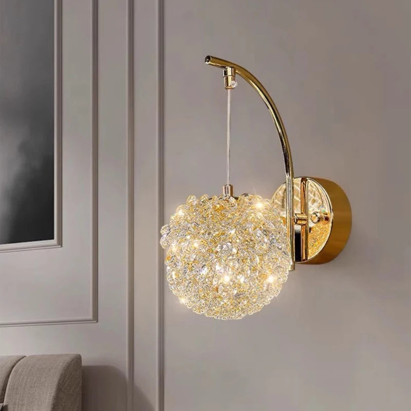 applique murale nordique en cristal design élégant à led - vue 3 sur 7