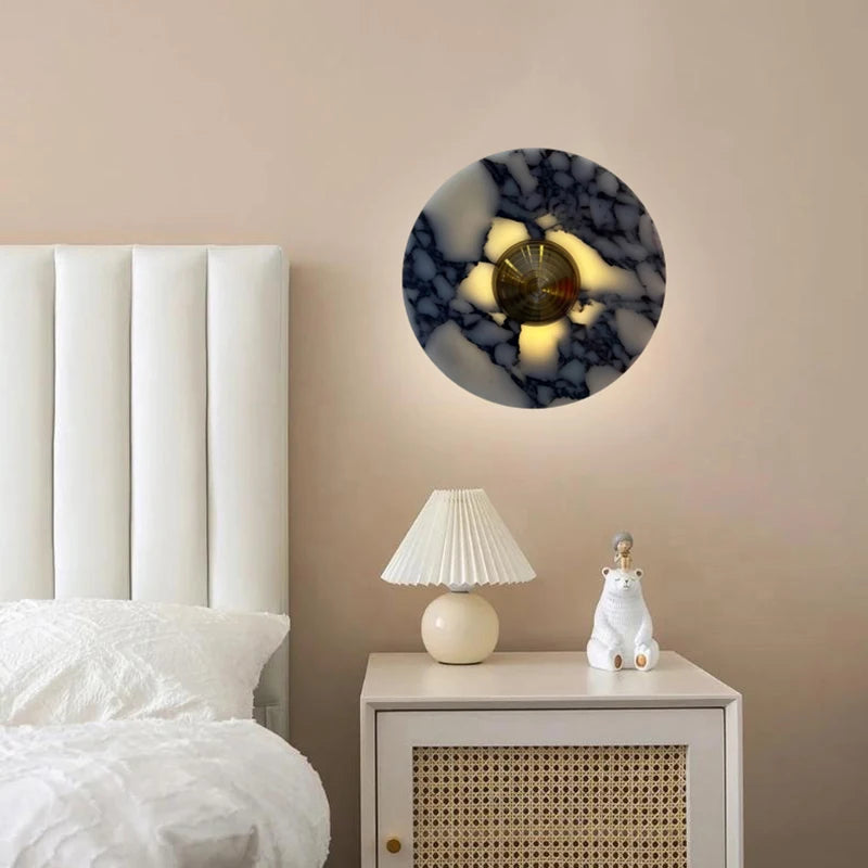 applique murale style art déco en pierre et métal doré - vue 3 sur 8