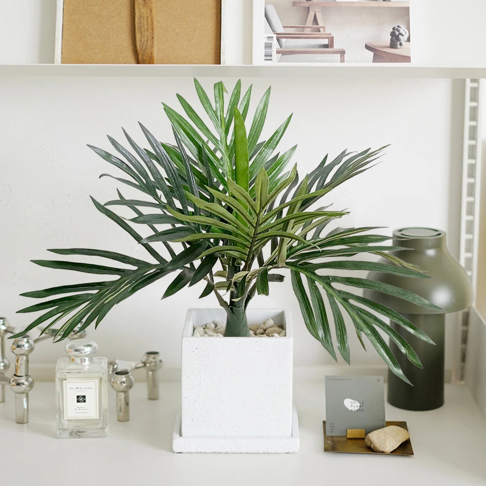 palmier tropical artificiel en pot pour décoration intérieure et extérieure - vue 3 sur 9