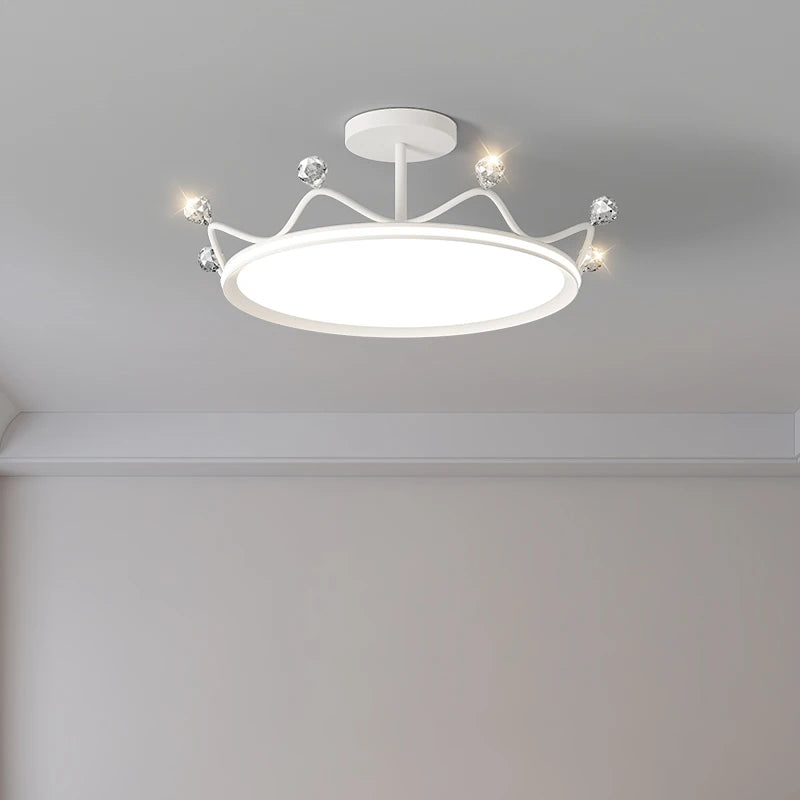 plafonnier en forme de couronne pour chambre d'enfant princesse protection des yeux - vue 4 sur 9