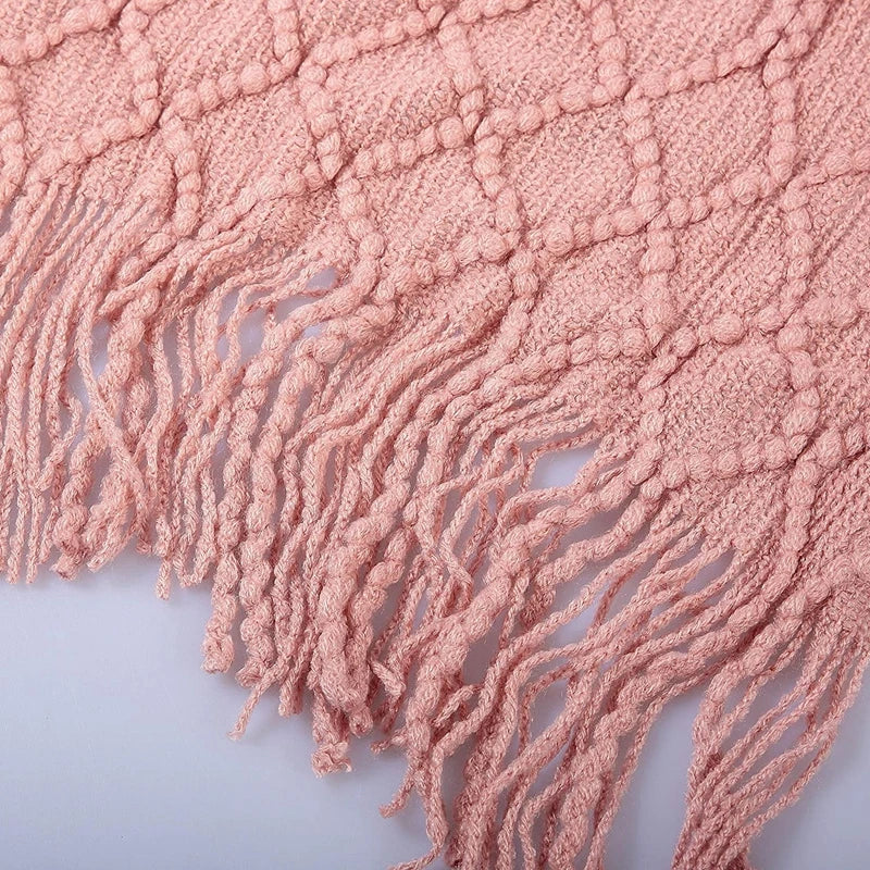 plaid tricot doux pompons pour canapé et lit - vue 4 sur 6