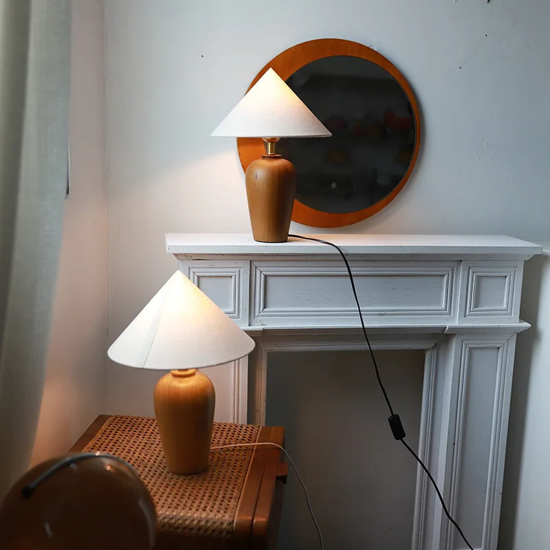 Vintage Table Lamp Desk Light with Wood Stand Fabric Shade - vue 5 sur 8