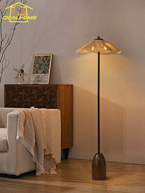 lampe de sol en bois tissé herbe médiévale minimaliste wabi-sabi - vue 4 sur 7