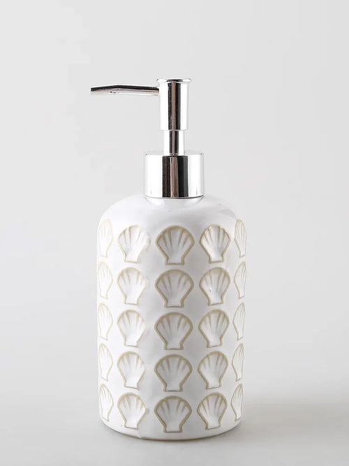 bouteille de lotion céramique en relief avec coquillages pour salle de bain - vue 2 sur 6