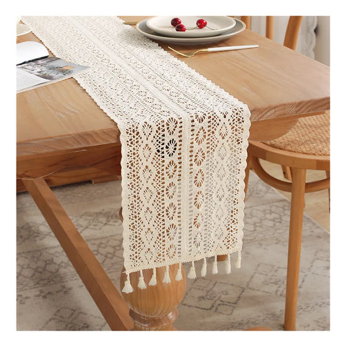 Chemin de table beige dentelle crochet vintage pompons - vue 4 sur 7