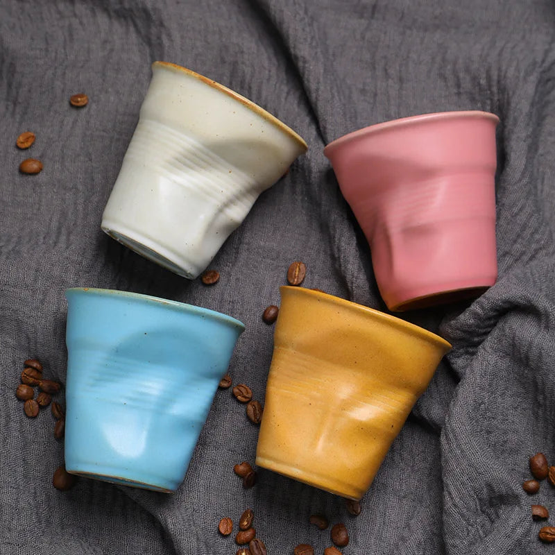 Tasse en gres plissee artisanale style vintage latte - vue 3 sur 7