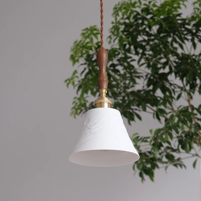 lustre nordique vintage en céramique et laiton luminaire suspendu - vue 5 sur 10