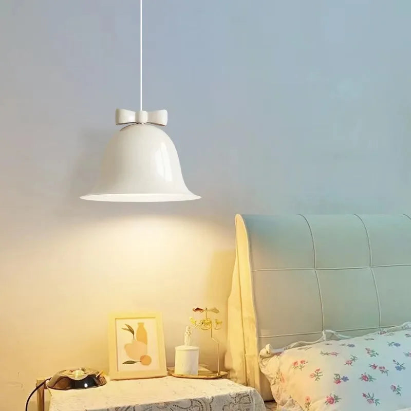suspension pour enfants avec nœud papillon