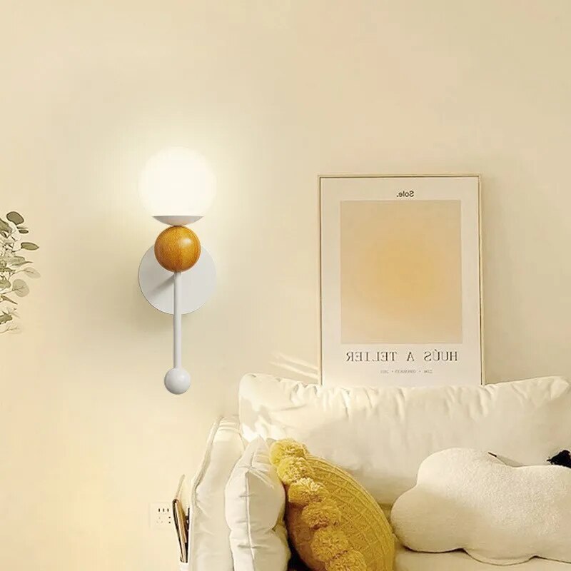 Applique murale LED en bois au design nordique moderne - vue 4 sur 8