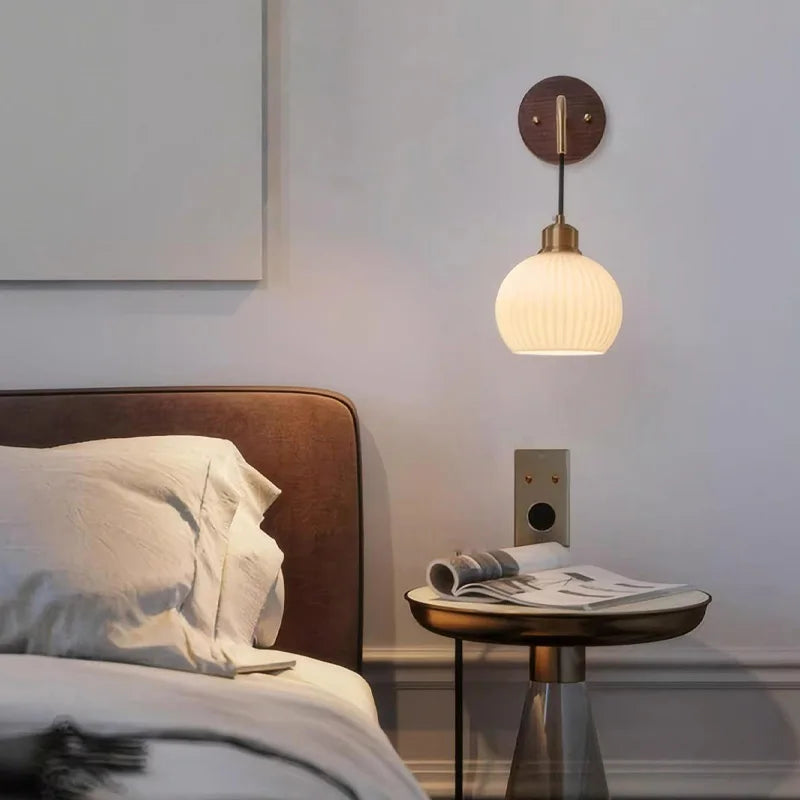 Walnut Wood Wall light, Wabi-sabi Modern style, Wall Sconces for Bedroom, Living, Corridor, Aisle balcony, Entrance Hall - vue 4 sur 7