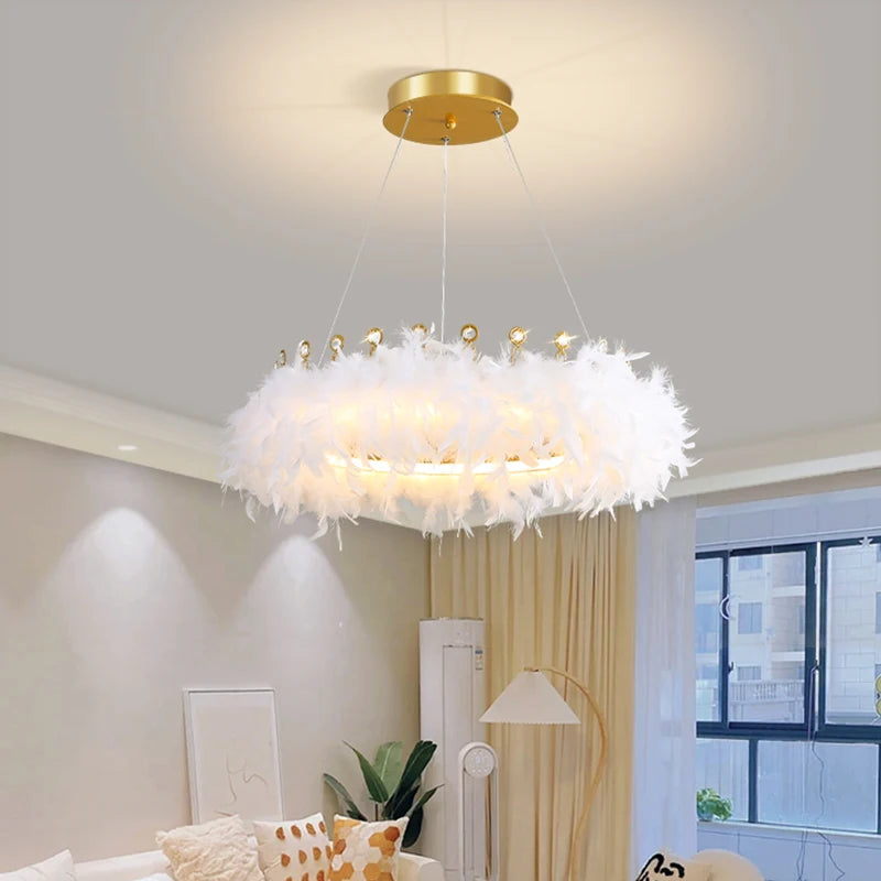lustre nordique en plumes pour chambre de filles style luxe créatif - vue 3 sur 10