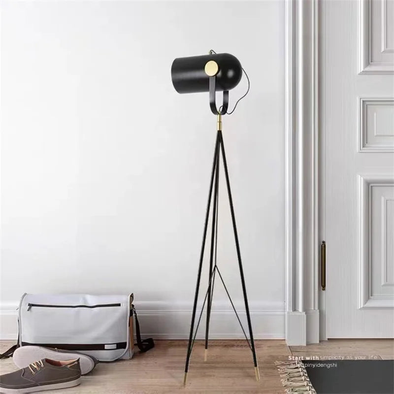 lampadaire design danois avec trépied nordique élégant - vue 5 sur 7