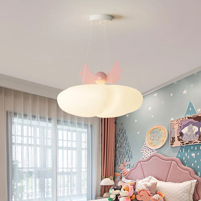 lustre mignon nuage ailes d'ange pour chambre de bébé - vue 4 sur 8