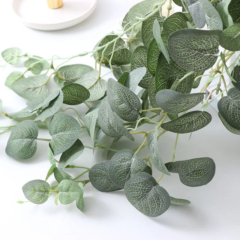 bouquet mural d'eucalyptus en rotin pour décoration festive - vue 4 sur 8