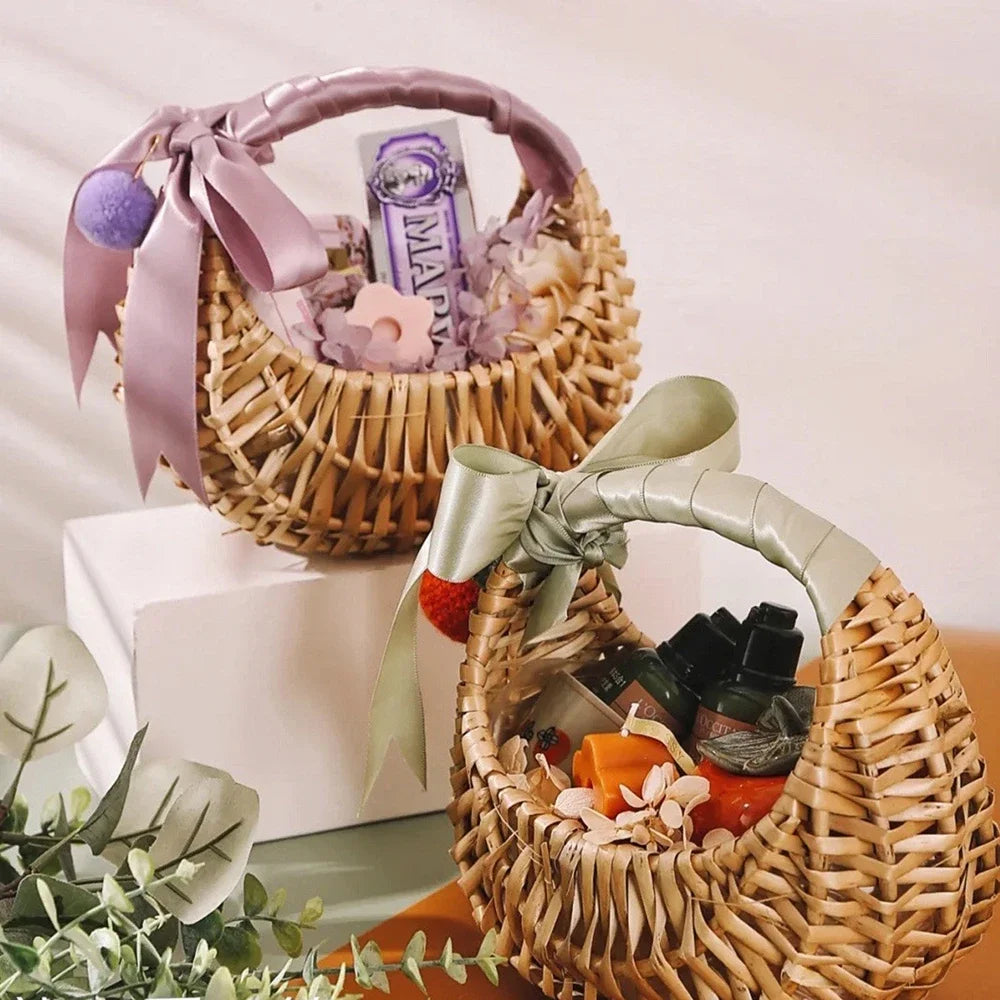 panier en rotin tissé pour rangement et décoration intérieure - vue 6 sur 8