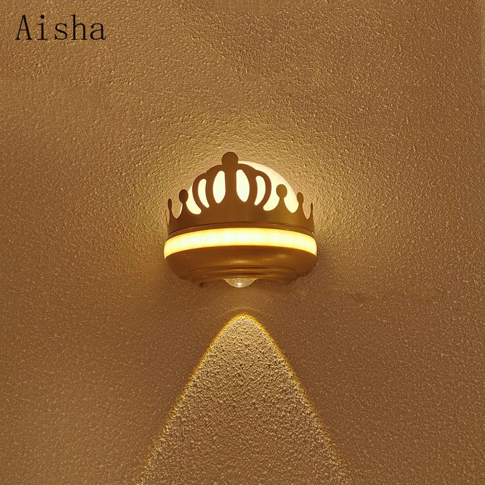 2023 New Crown Wall Lamp LED Outdoor Waterproof Wall Light IP65 Staircase Wall Lamp Children's Bedroom Wall Decoration Sconces - vue 2 sur 7
