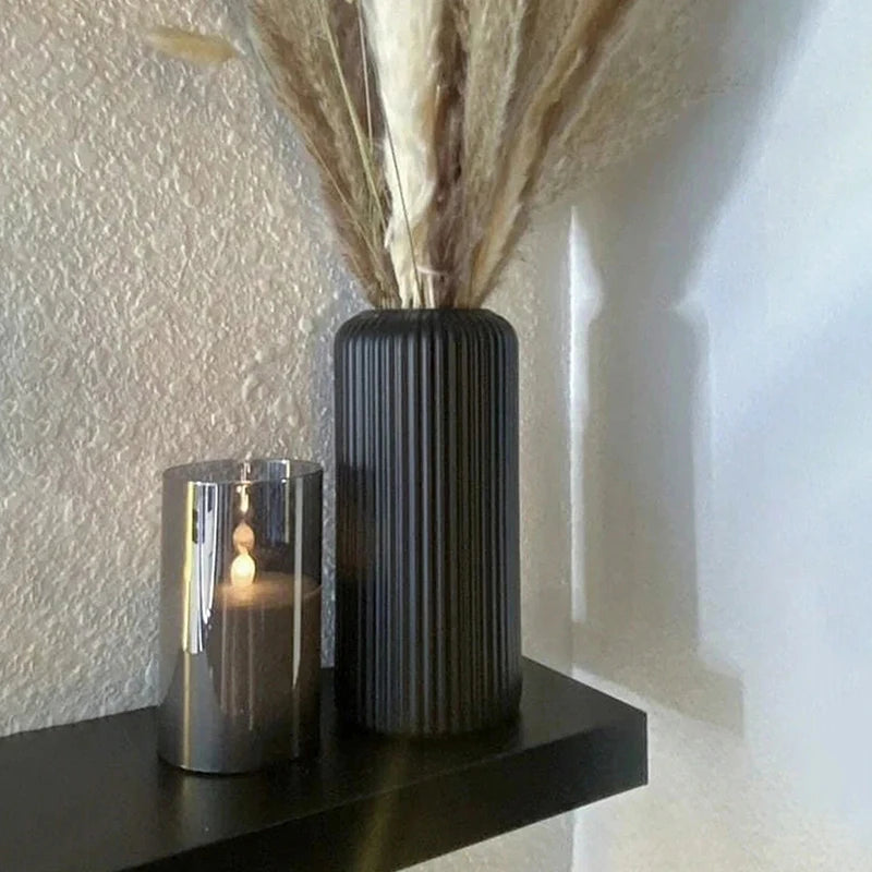vase en plastique rayé pour arrangement floral décoratif - vue 5 sur 10
