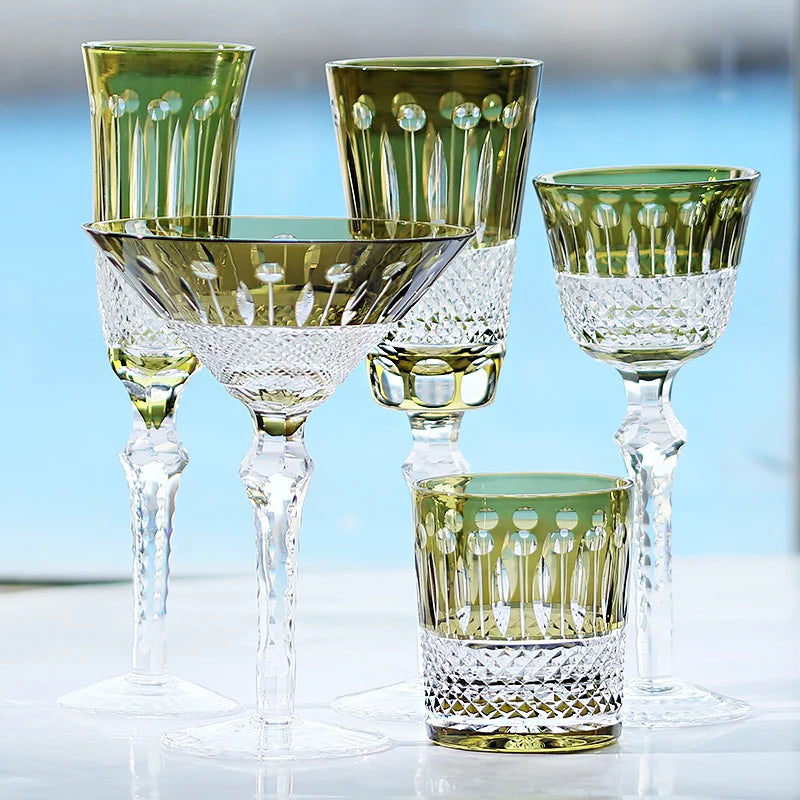 Verres à vin cristal style antique gravé main - vue 3 sur 7