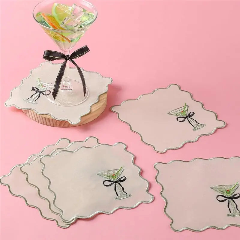 Serviette de table vintage broderie festonnée tissu lavable - vue 6 sur 6