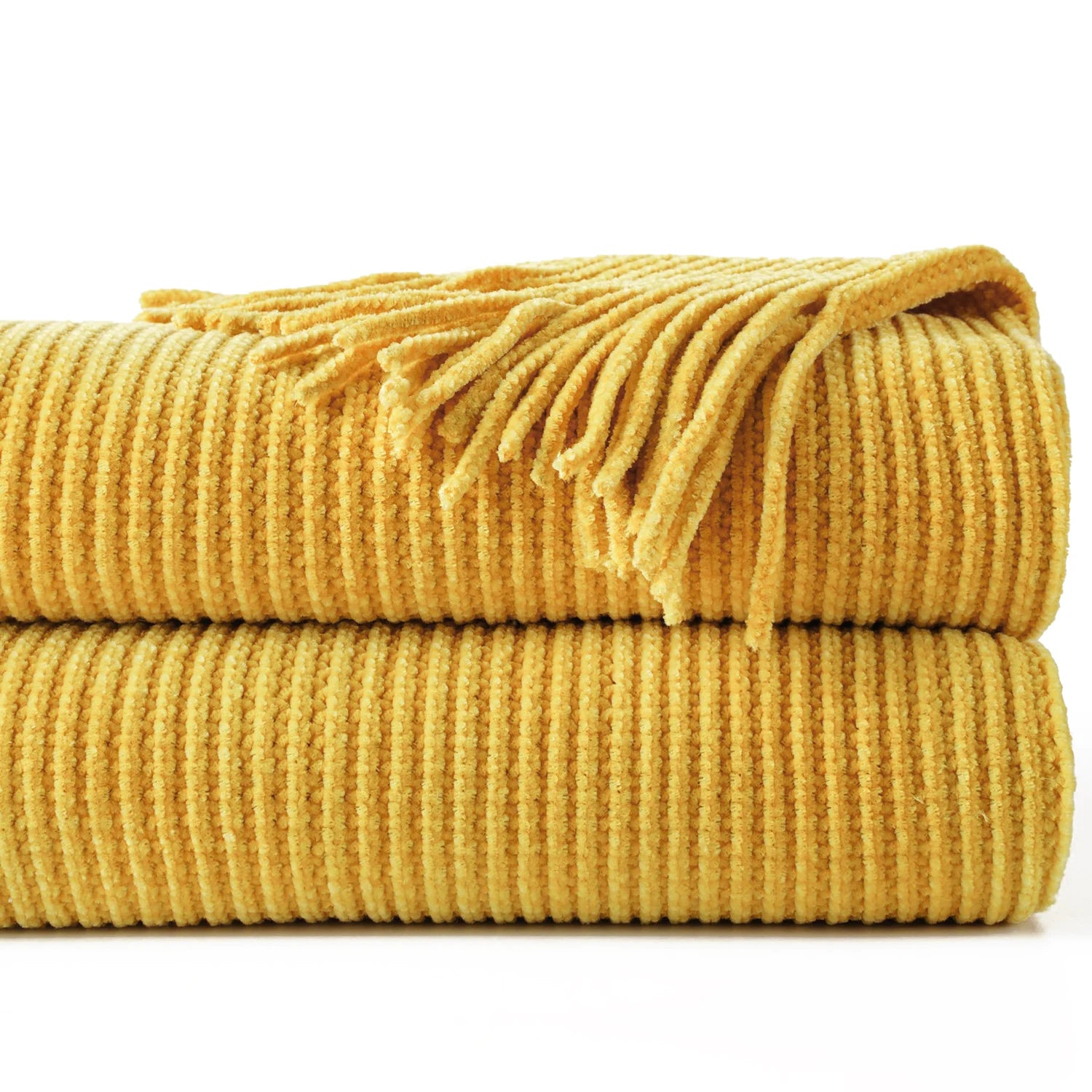 plaid maille chenille a pompons motif carreaux decoratif