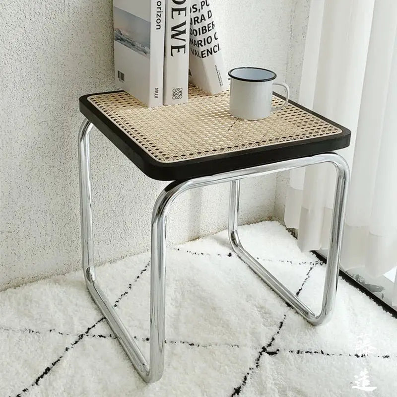 tabouret bas en rotin ancien style japonais pour salon ou entrée - vue 7 sur 11