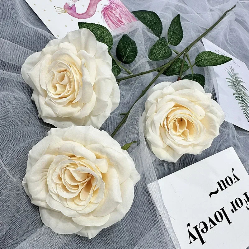 décoration florale en soie avec roses et branches pour fêtes - vue 8 sur 14