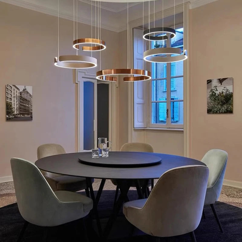 lustre moderne en acier inoxydable en forme de c pour restaurant - vue 4 sur 10