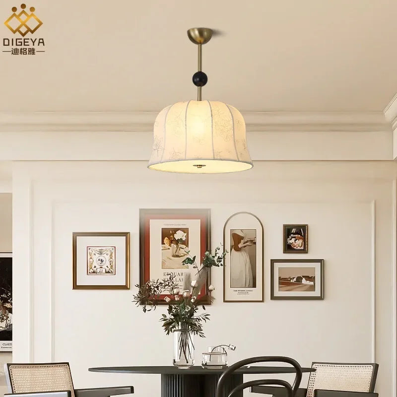 lustre en tissu de luxe français pour décoration intérieure - vue 5 sur 9
