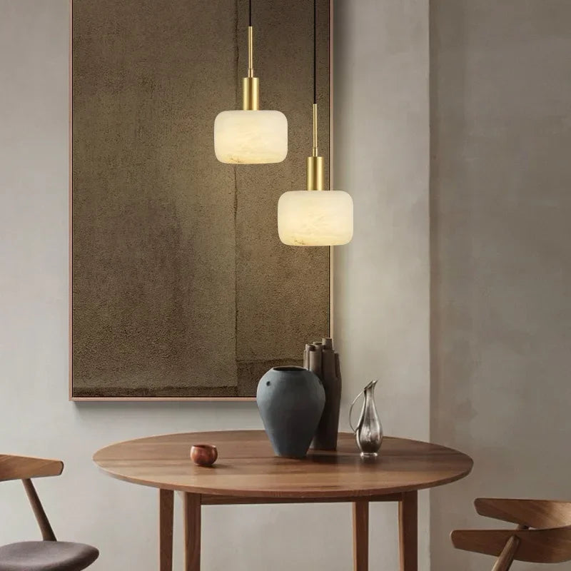 lustre moderne en marbre et cuivre design nordique élégant - vue 3 sur 7