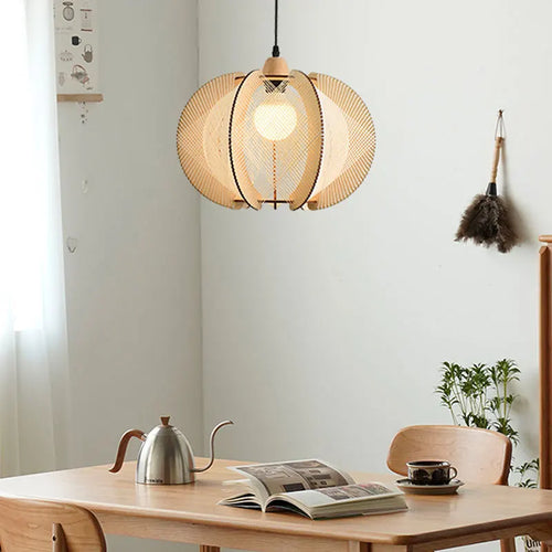 suspension en tissu et bois pour magasin et hôtel - vue 3 sur 10