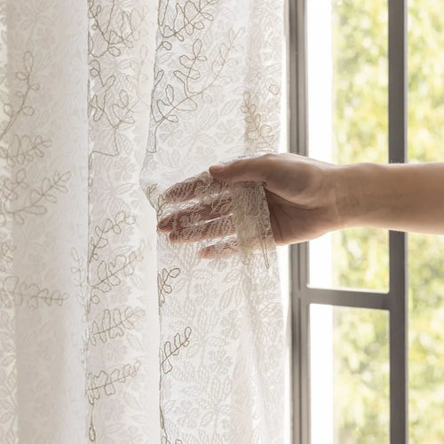 Voilage tulle brodé feuilles pour fenêtre salon cuisine - vue 4 sur 6
