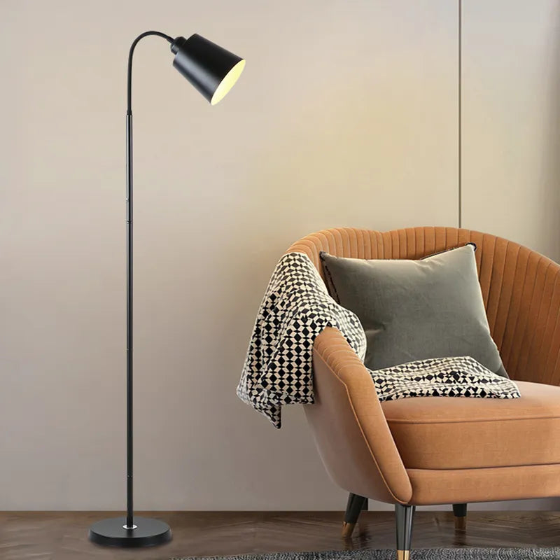 Lampadaire nordique minimaliste réglable lampadaires LED pour chambre salon bureau d'étude décor à la maison canapé lumière