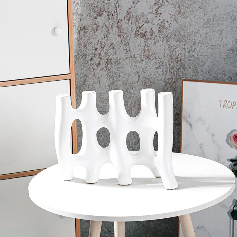 vase en céramique créatif pour un décor moderne - vue 4 sur 9