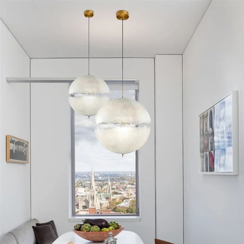 Suspension lune led style italien en fibre de verre