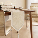 Chemin de table vintage motif floral esprit campagne