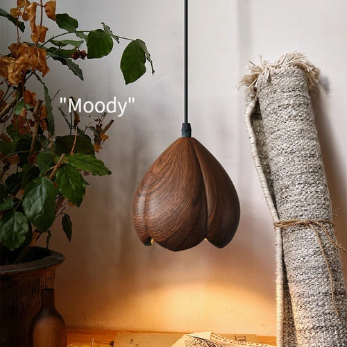 suspension en bois de noyer artisanale pour décoration moderne - vue 2 sur 11