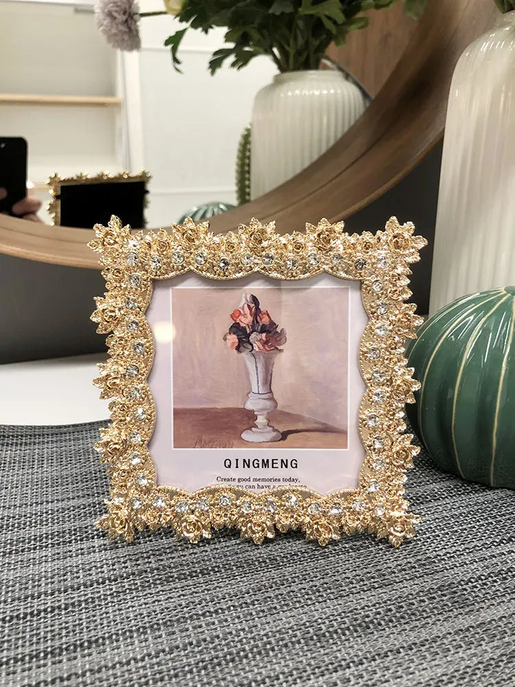 cadres photo en métal doré style nordique pour décoration intérieure - vue 6 sur 9