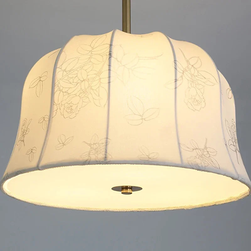 lustre en tissu de luxe français pour décoration intérieure - vue 6 sur 9