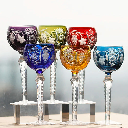 Verres à vin antique gravé main pied taillé